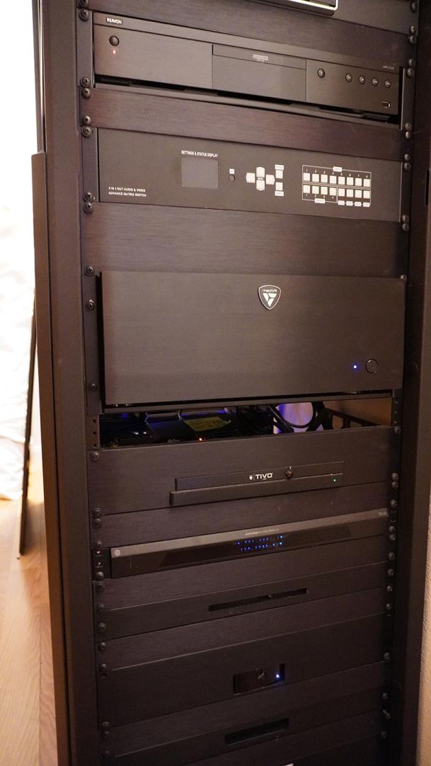 Mad Vr In Glazer Rack Systems